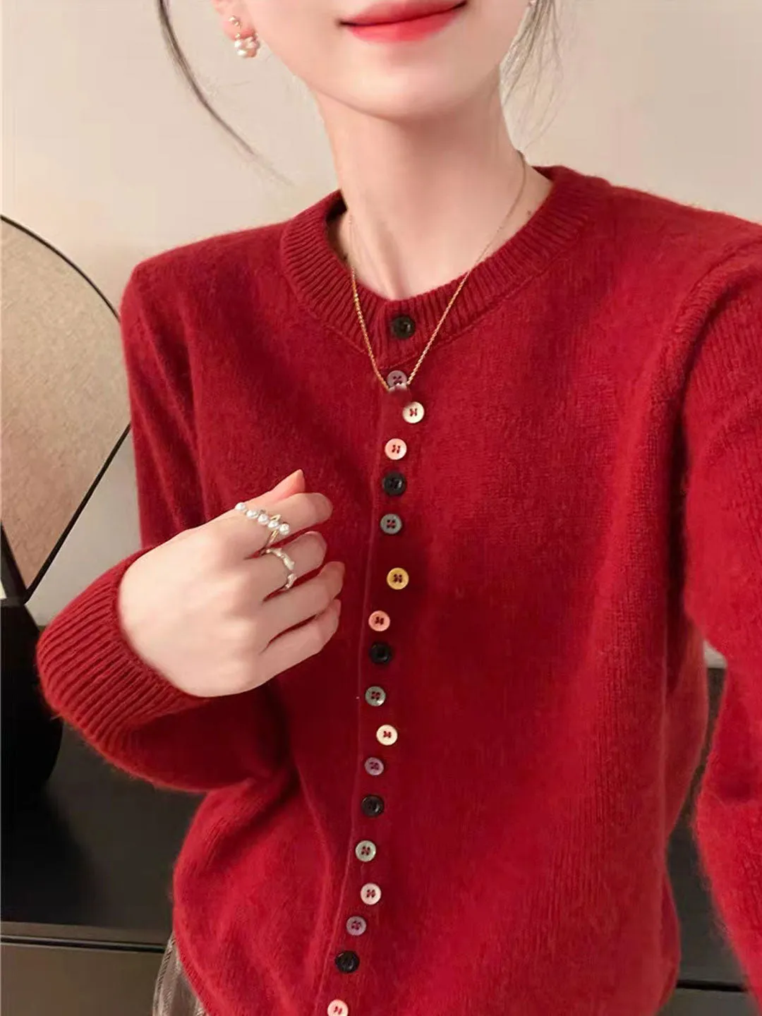AALIYAH | Elegant Buttoned Knit Cardigan