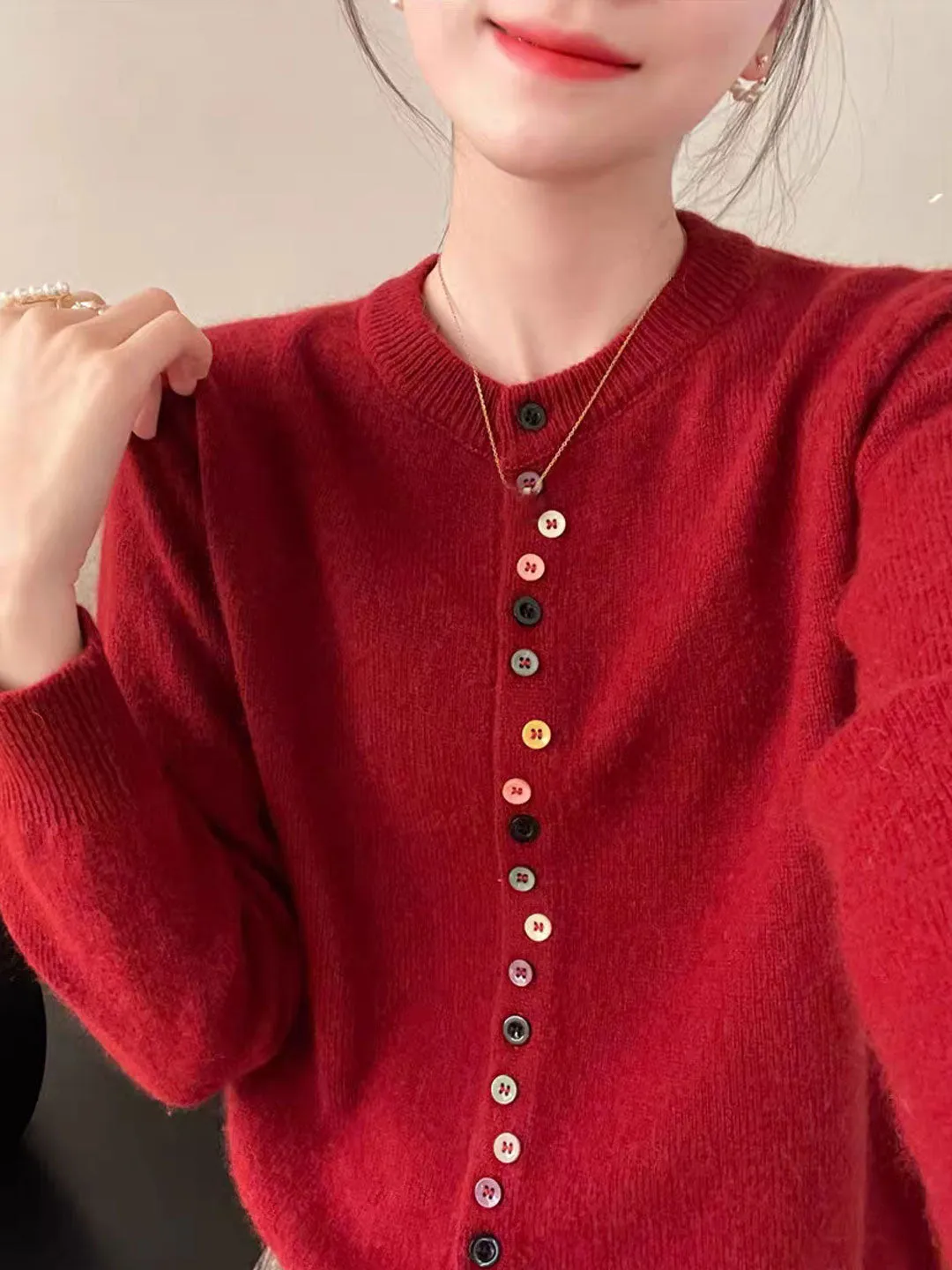 AALIYAH | Elegant Buttoned Knit Cardigan