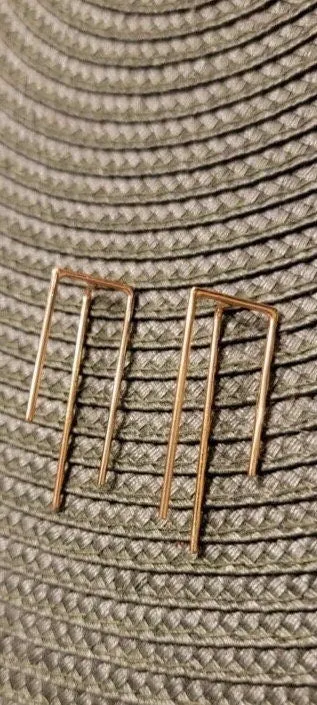 Abstract Gold Trident earrings, Modern Earring, geometric post earrings, Artsy gift for her