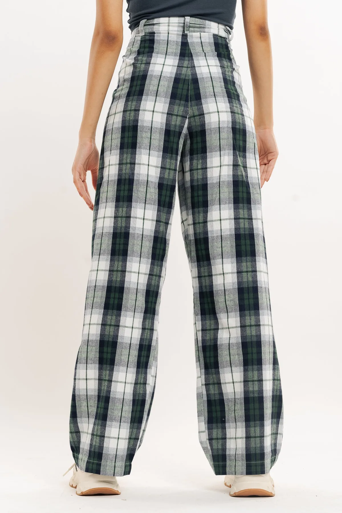 Green And White Checkered Straight Fit Pant
