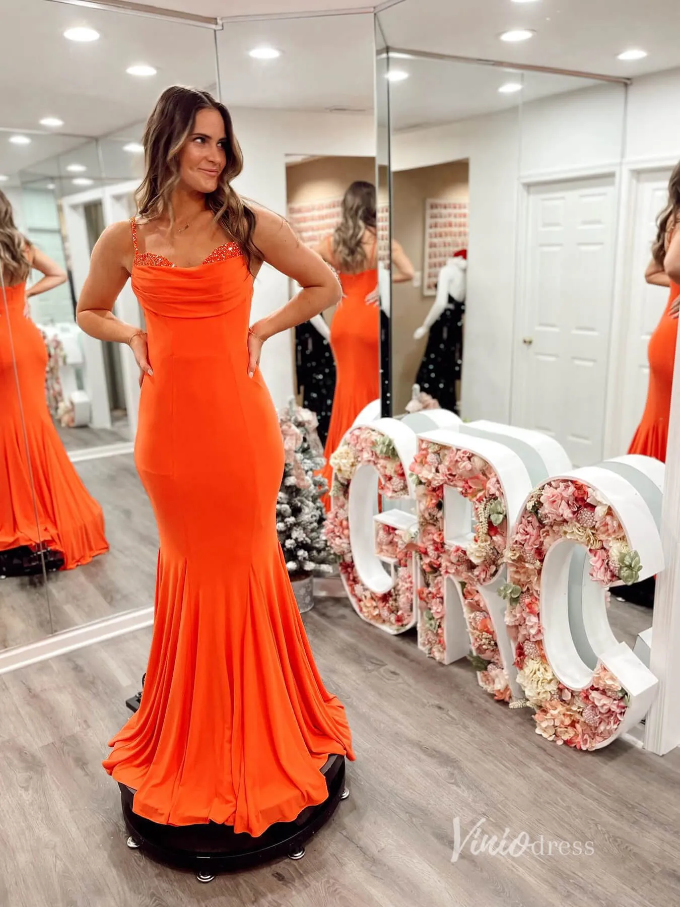 Orange Mermaid Satin Prom Dresses Spaghetti Strap Evening Dress FD3665